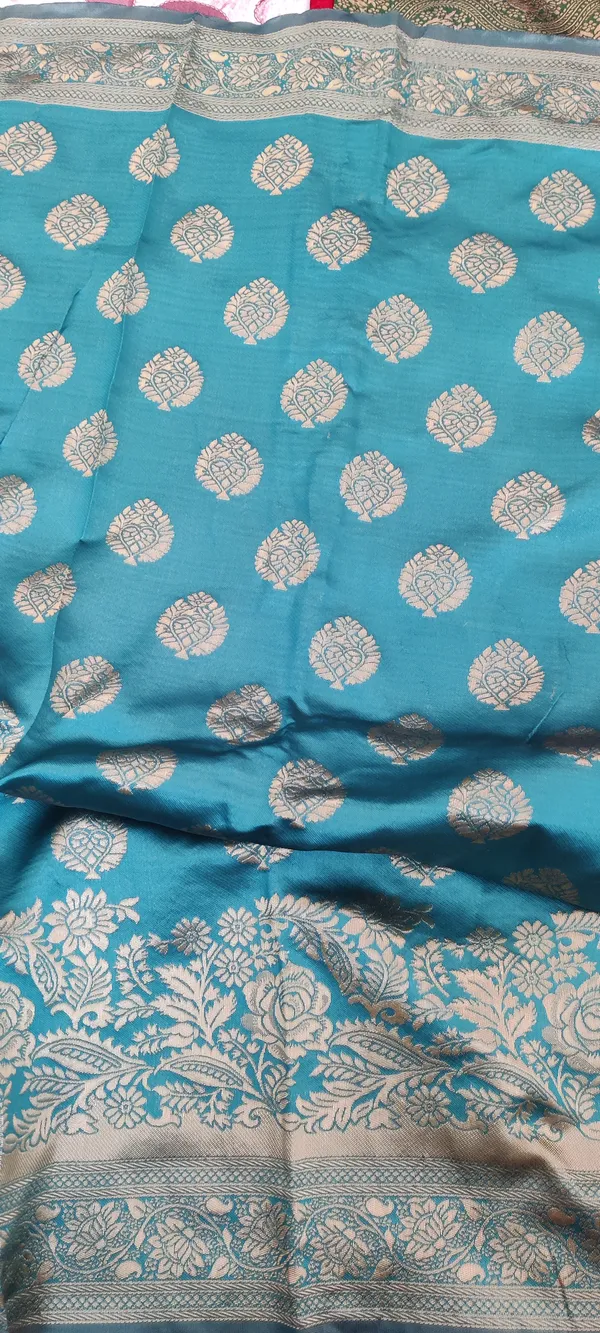Teal_Satin_Silk_Zari_Woven_Booti_Banarasi_Saree_With_Blouse_For_Women
