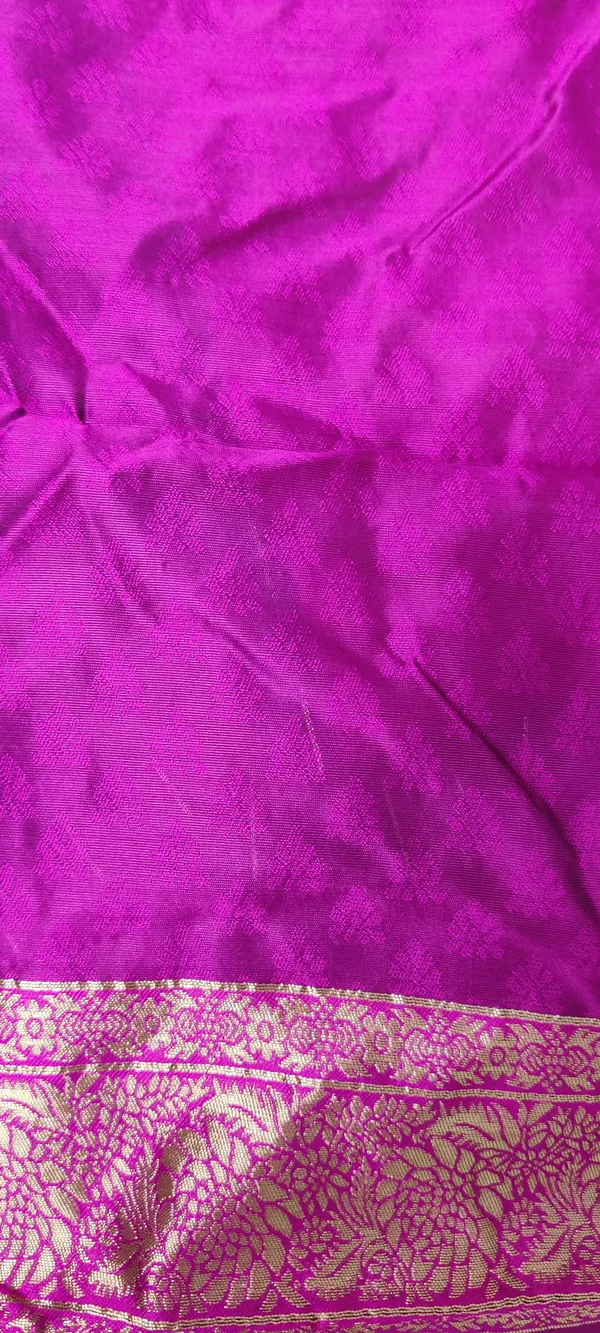 Magenta_And_Blue_Satin_Silk_Zari_Woven_Banarasi_Saree_For_Women