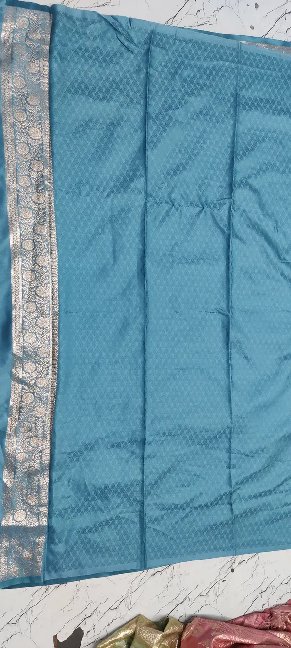 Teal_Silver_Zari_Woven_Banarasi_Saree_For_Women