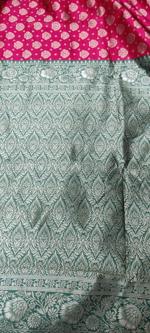 Green_And_Red_Satin_Silk_Zari_Work_Banarasi_Saree_With_Blouse_For_Women