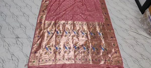 Pink_Zari_Woven_Peacock_Border_Banarasi_Saree_For_Women