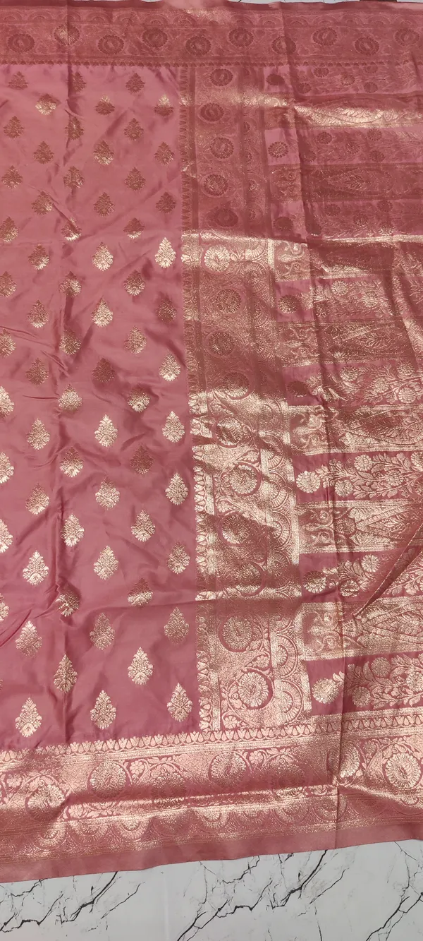 Pink_Zari_Woven_Banarasi_Saree_For_Women