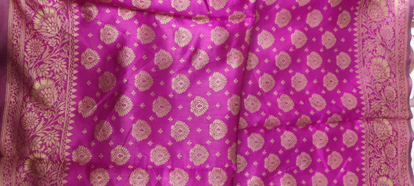 Turquoise_Satin_Silk_Zari_Work_Banarasi_Saree_With_Blouse_For_Women
