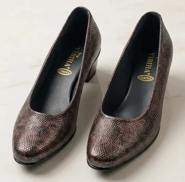 Brown_Synthetic_Pu_Leather_Pointed_Toe_Pumps_For_Women