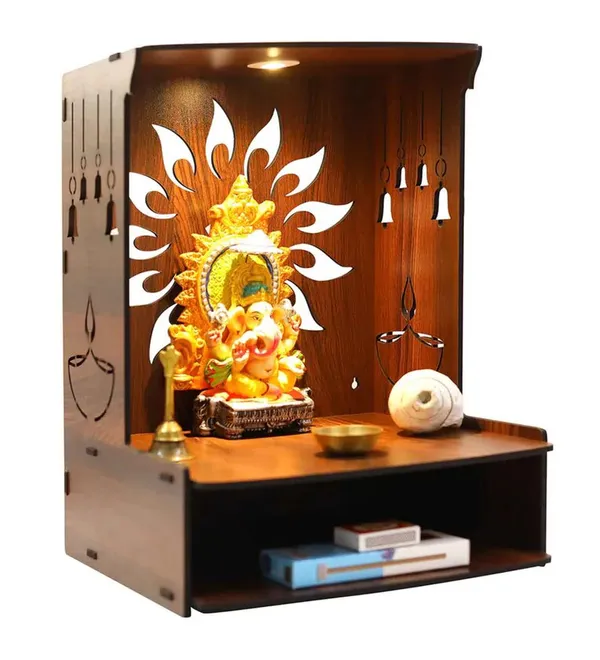 Wooden_Traditional_Pooja_Mandir