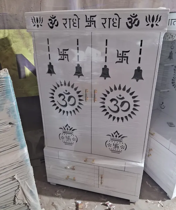 Wooden_Traditional_Religious_Motif_Pooja_Mandir_Cabinet