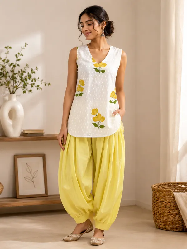 White_X_Bloom_Women'S_Top