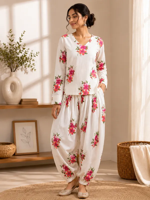 Off_White_X_Meher_Women'S_Suit_Set