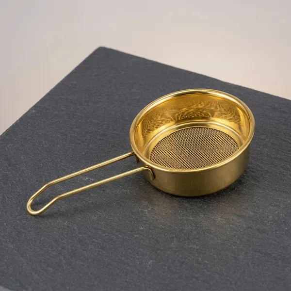 Golden_Brass_Coal_Strainer_With_Handle_For_Kitchen,_Barbecue,_Coal_Handling