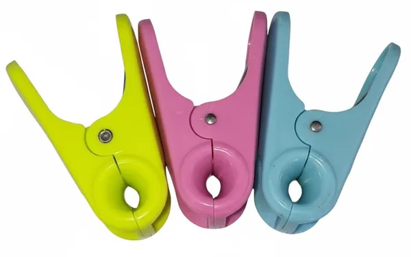 Colorful_Bag_Sealing_Clips_Set_Reusable_Food_Storage_Pouch_Clips_In_Yellow_Pink_And_Blue_Pack_Of_3
