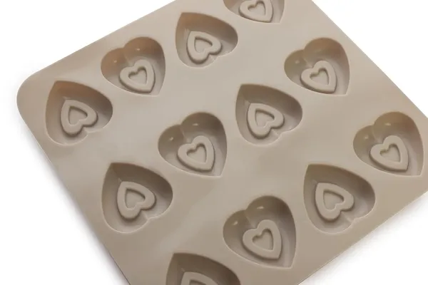 Silicone_Heart_Shaped_Chocolate_Mold_12_Cavity_Baking_Pan_For_Candy_Desserts_And_Treats