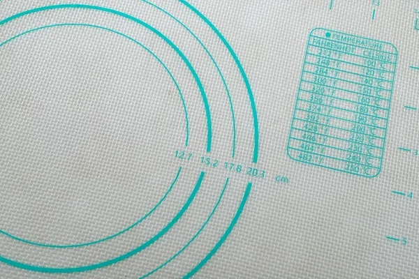 Silicone_Baking_Mat_For_Working_With_Dough_Non_Stick_Pastry_Mat_With_Measurements_Turquoise_42x28cm