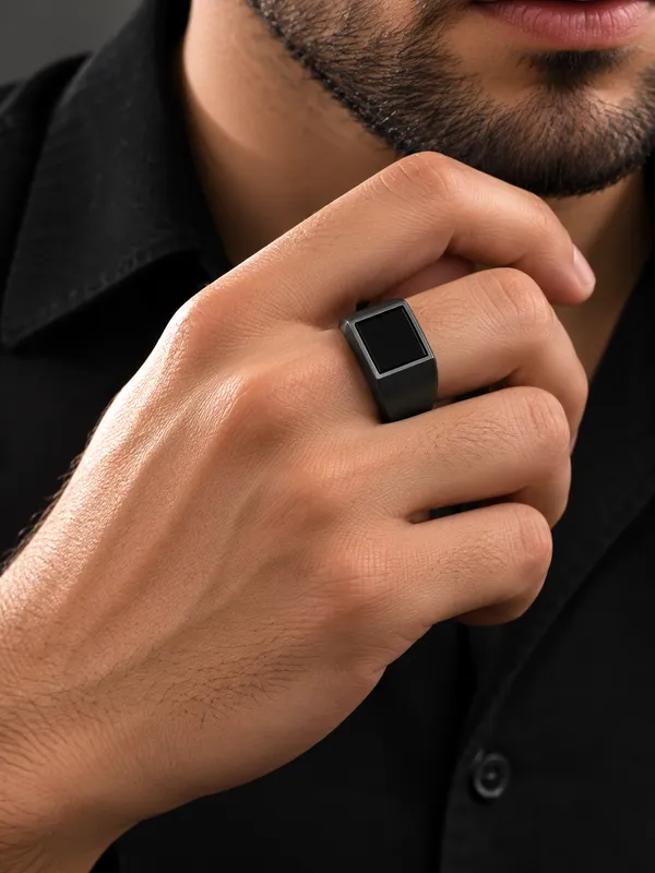 Noir_Block_Ring