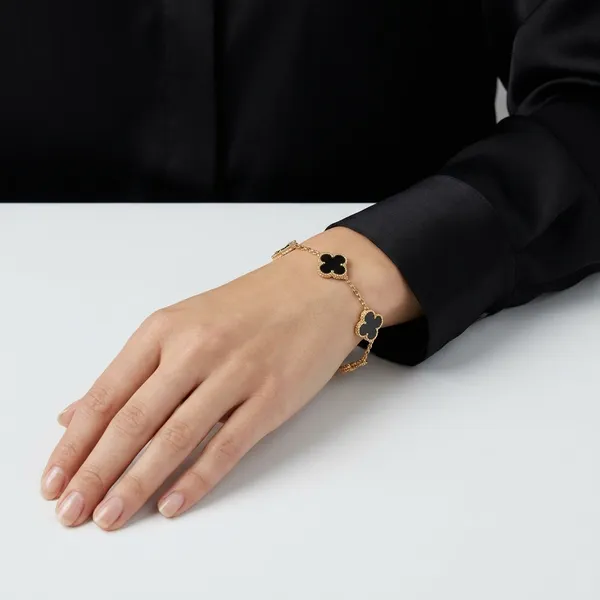 Noir_Clover_Bracelet