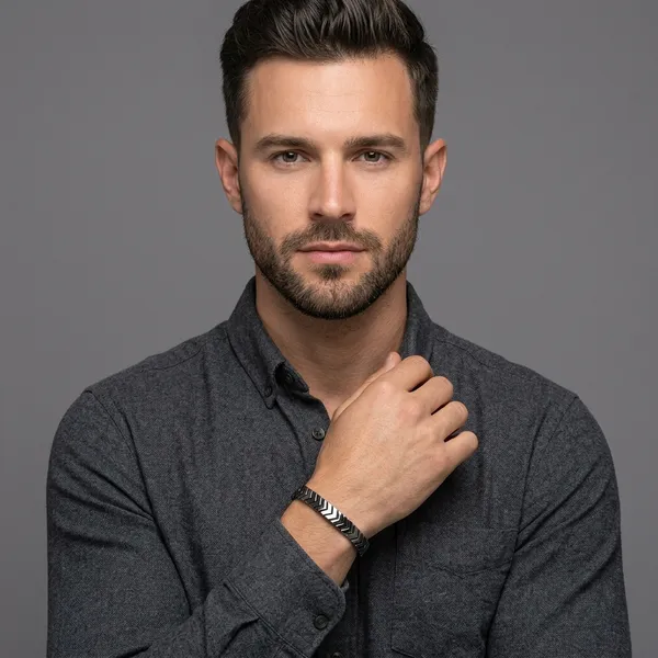 Edge_Vector_Bracelet