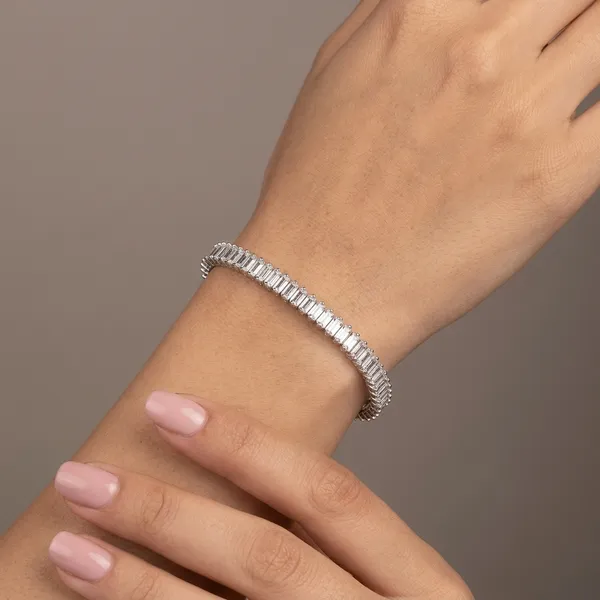 Clarity_Baguette_Tennis_Bracelet