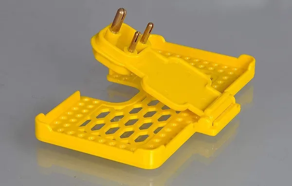 Red_And_Yellow_Mobile_Holder_Abs_Plastic_For_Universal