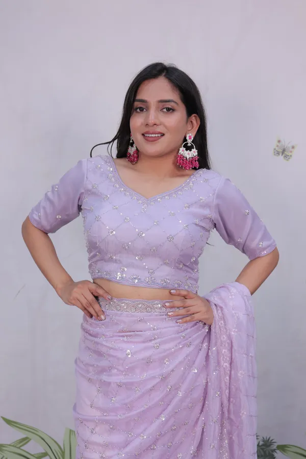 Lavender_Crystal_Fabric_Embroidered_Beaded_Saree_For_Women