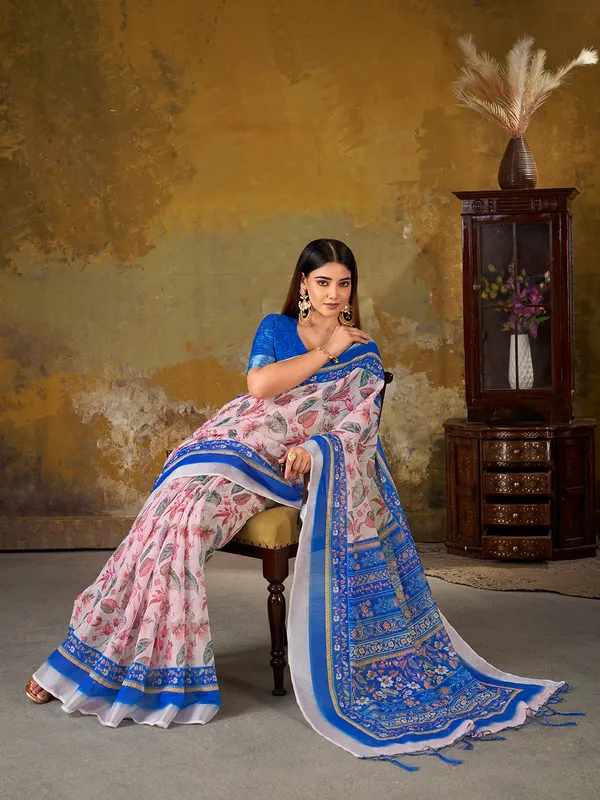 Premium_Digital_Print_Saree_With_Royal_Blue_Pallu_Default_Title