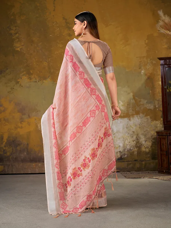 Premium_Digital_Print_Saree_With_Soft_Peach_Color_Default_Title