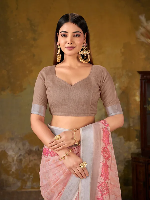 Premium_Digital_Print_Saree_With_Soft_Peach_Color_Default_Title