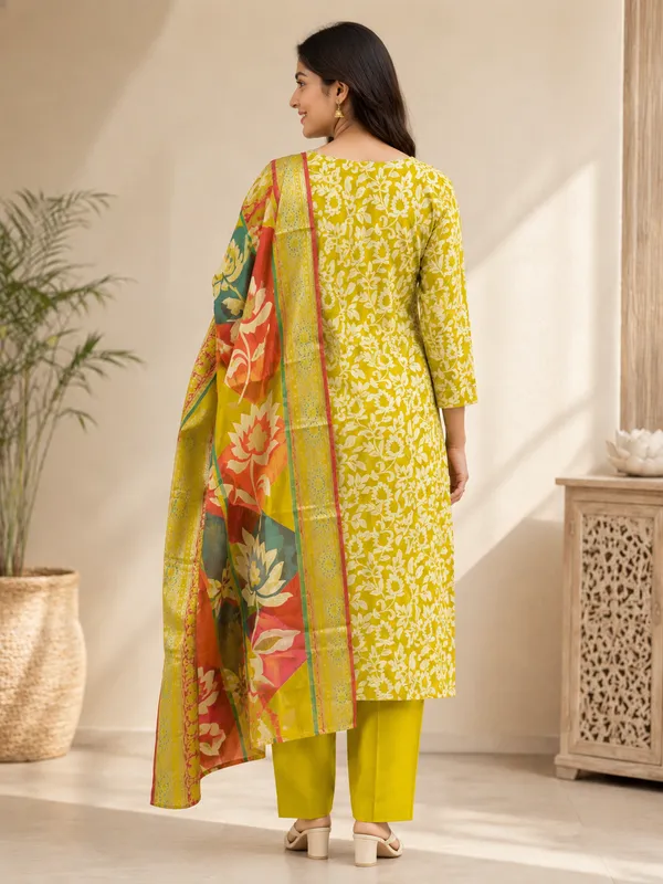 Olive_Green_Cotton_Silk_Floral_Printed_Kurta_Set_For_Women