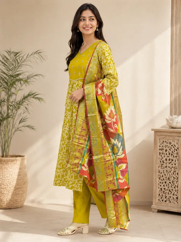 Olive_Green_Cotton_Silk_Floral_Printed_Kurta_Set_For_Women