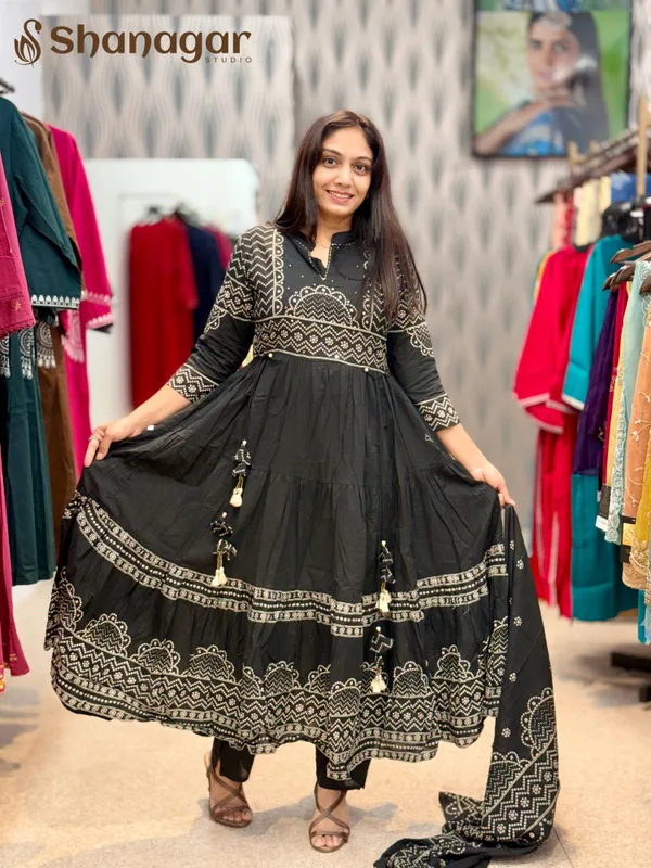 Black_Cotton_Anarkali_Printed_Kurti_Set_With_Dupatta_For_Women