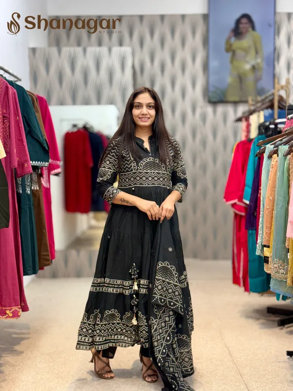 Black_Cotton_Anarkali_Printed_Kurti_Set_With_Dupatta_For_Women