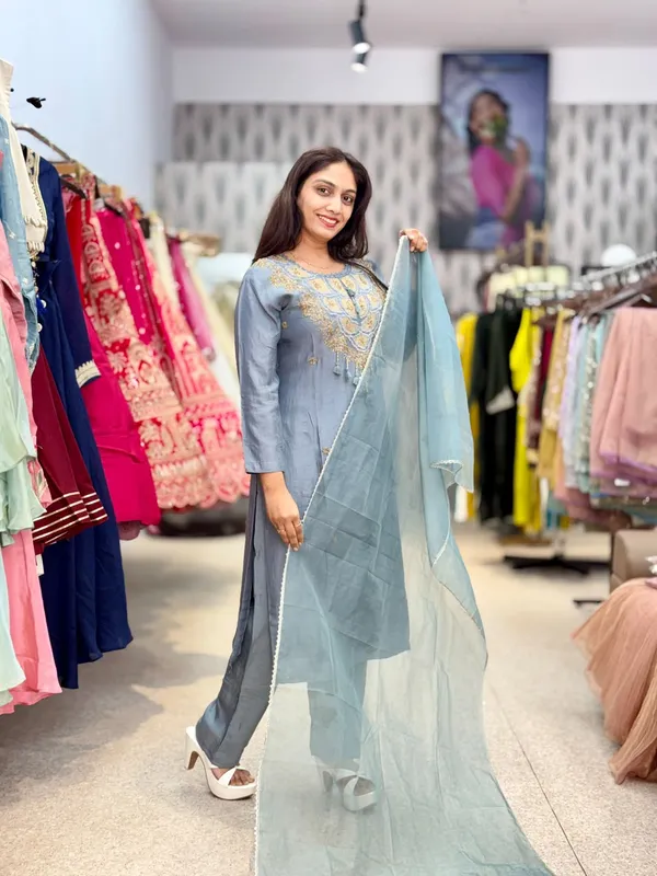 Grey_Blue_Cotton_Embroidered_Suit_Set_With_Dupatta_For_Women