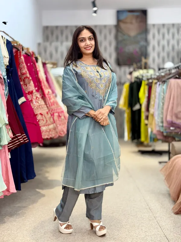 Grey_Blue_Cotton_Embroidered_Suit_Set_With_Dupatta_For_Women