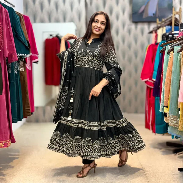 Black_Cotton_Anarkali_Printed_Kurti_Set_With_Dupatta_For_Women