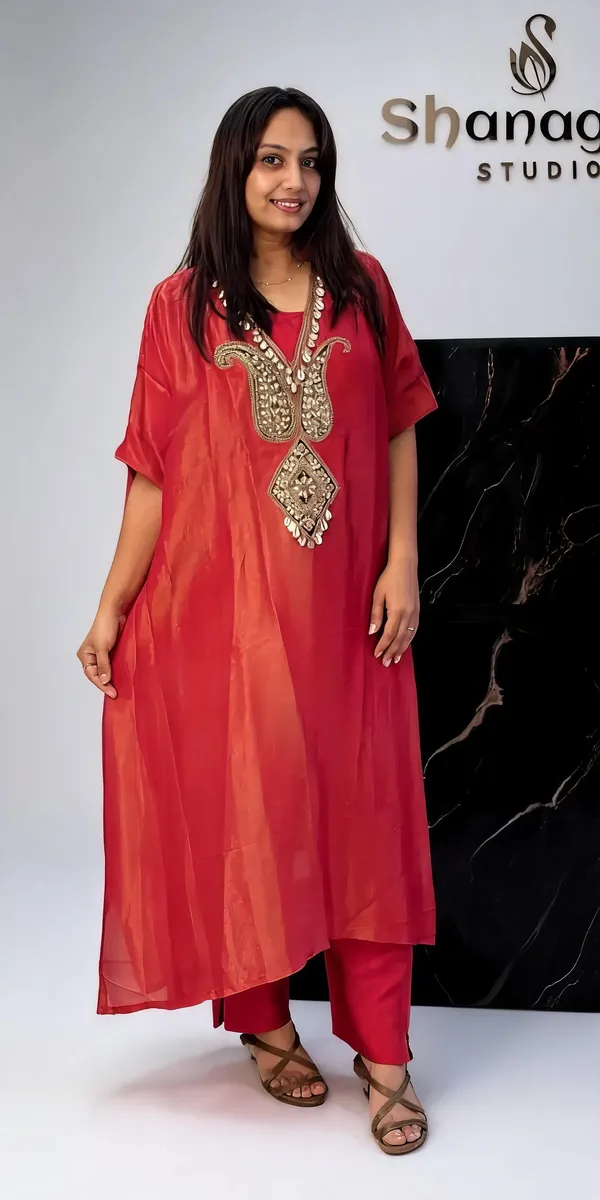 Red_Salsa_Kaftan_Embroidered_Kurta_For_Women
