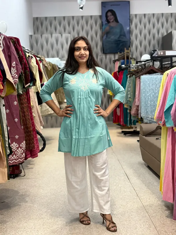Sea_Green_Cotton_Floral_Embroidered_Tunic_For_Women