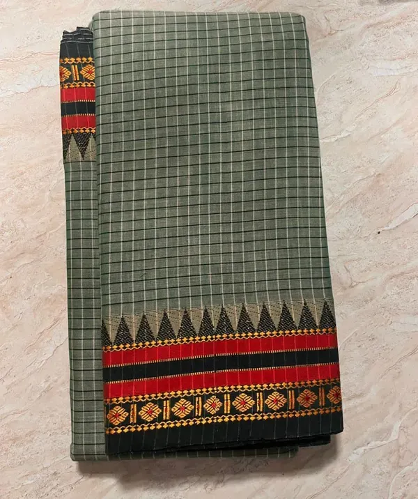 Pista_Green_Checked_Pattern_Narayanapet_Pure_Mercerized_Cotton_Saree_With_Running_Blouse_For_Women