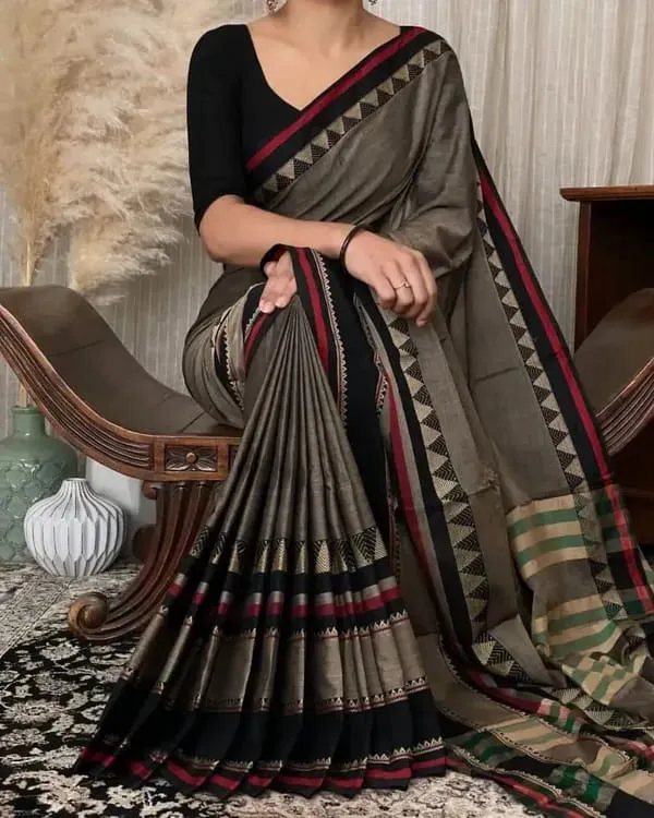 Pure_Charcoal_Grey_Rangoli_Border_Narayanpet_Pure_Handloom_Cotton_Sarees_With_Running_Blouse_Piece_For_Women