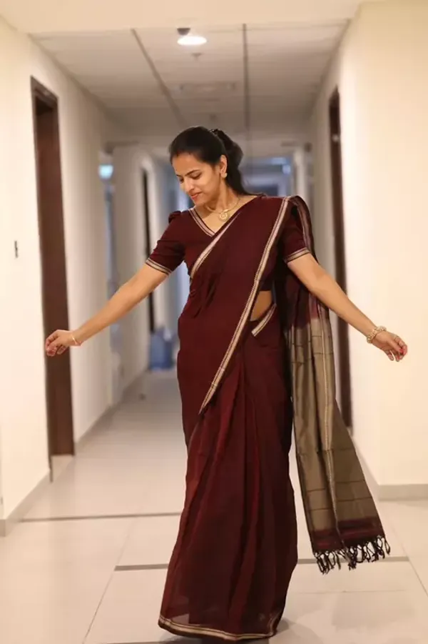 Ashwini_Maroon_Authentic_Narayanpet_Pure_Cotton_Handloom_Saree__For_Women