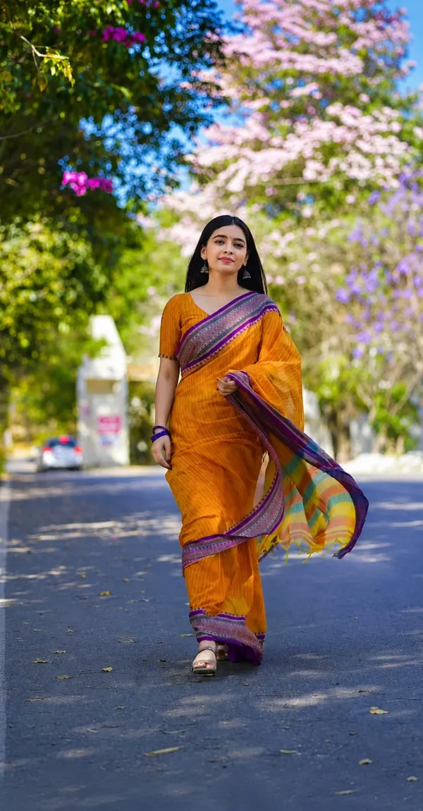 Anuradha_orange_Linning_Pattern_Authentic__Narayanpet_Pure_Masarai__cotton_saree_With_Running_Blouse_Piece_For_Women
