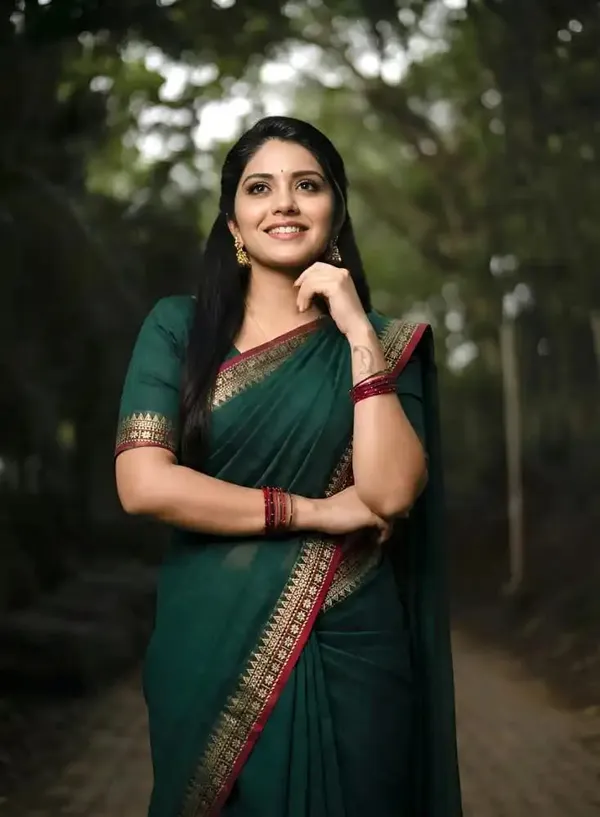 Gouthami_Green_Narayanapet_Pure_Handloom_Cotton_Saree_With_Running_Blouse_Piece_Same_Saree_Color_For_Women