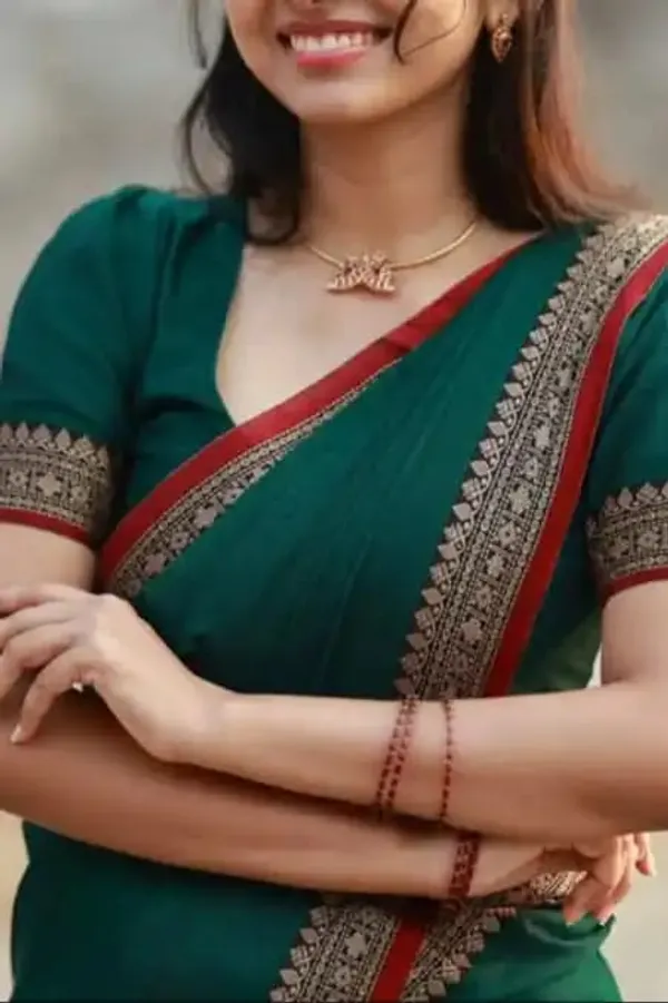 Gouthami_Green_Narayanapet_Pure_Handloom_Cotton_Saree_With_Running_Blouse_Piece_Same_Saree_Color_For_Women