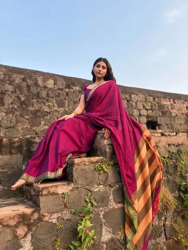Shraddha_Magenta_Narayanapet_Pure_Handloom_Cotton_Saree_With_Blouse_Piece_Same_Saree_Color_For_Women