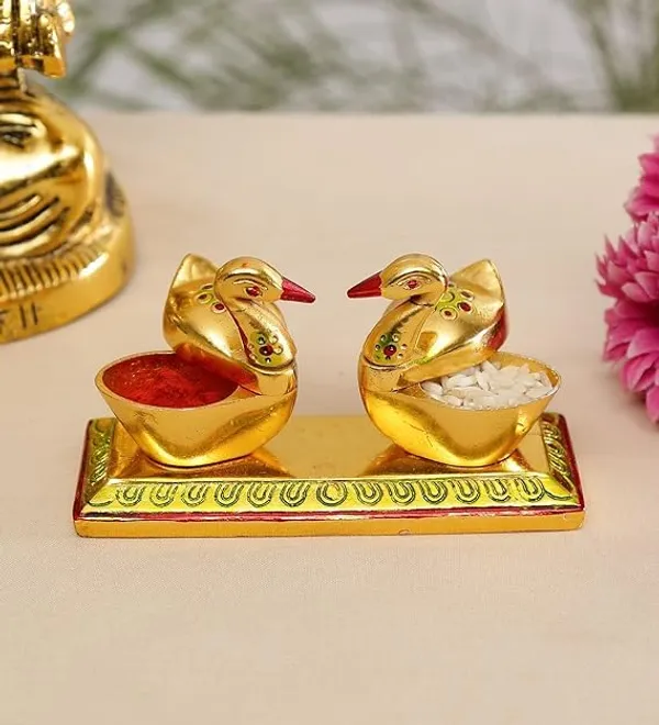 Brown_Metal_Kumkum_And_Sindoor_Box_For_Home_Decor