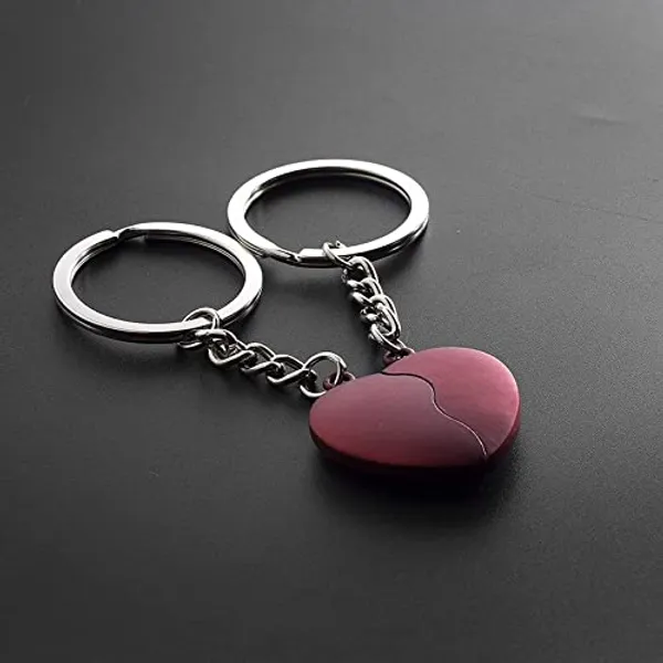 Red_Metal_Keychain_For_Home_Decor_Pack_Of_1