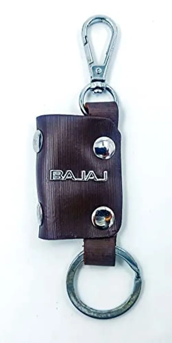 Brown_Metal_Leather_Key_Pouch_For_Home_Decor