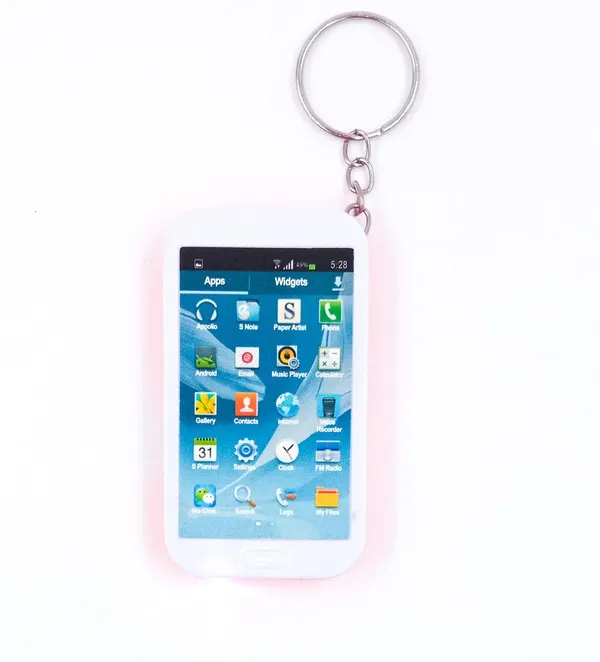 White_Fiber_Keychain_For_Home_Decor_Pack_Of_1