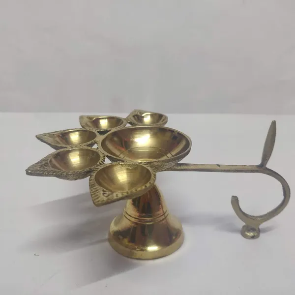 Gold_Brass_Diya_For_Home_Decor