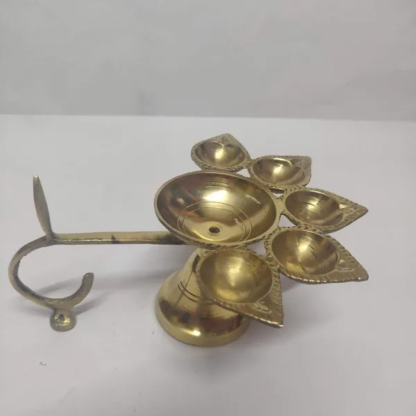 Gold_Brass_Diya_For_Home_Decor