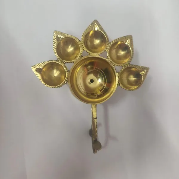Gold_Brass_Diya_For_Home_Decor