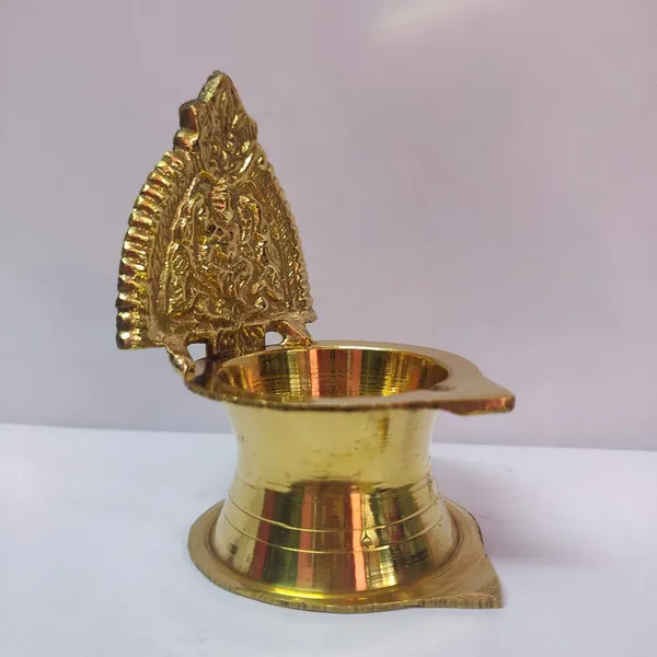 Festilo_Gold_Metal_Diya_And_Oil_Lamp