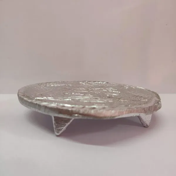 Silver_Metal_Diya_Stand_For_Home_Decor